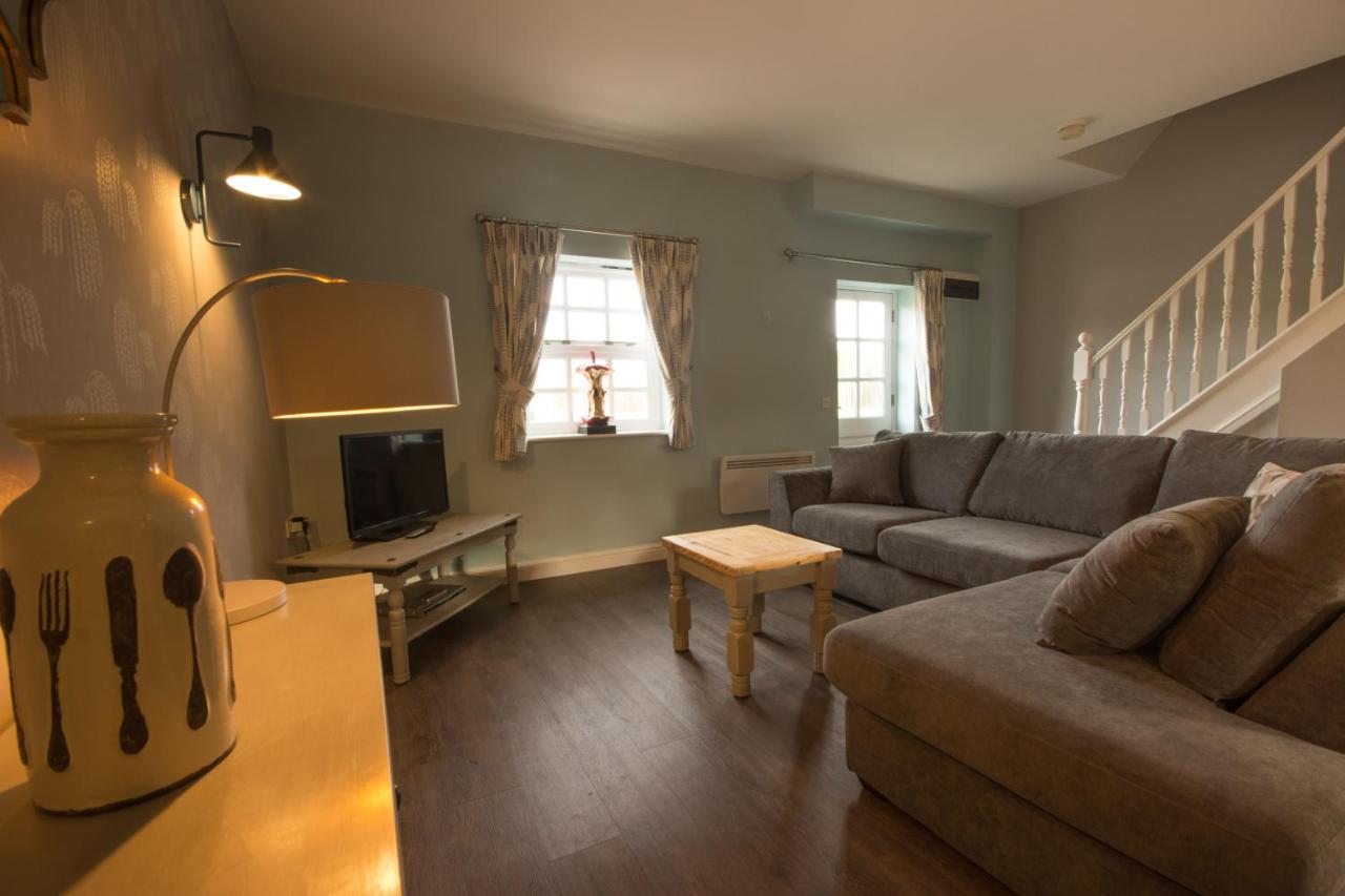 Peveril Cottage - Darwin Lake Holiday Village Матлок Экстерьер фото